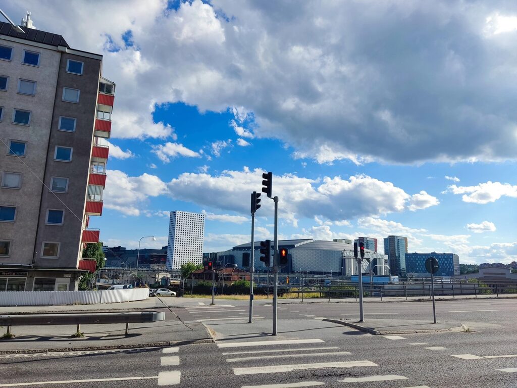 Lägenhetsbyte - Fläderstigen 11