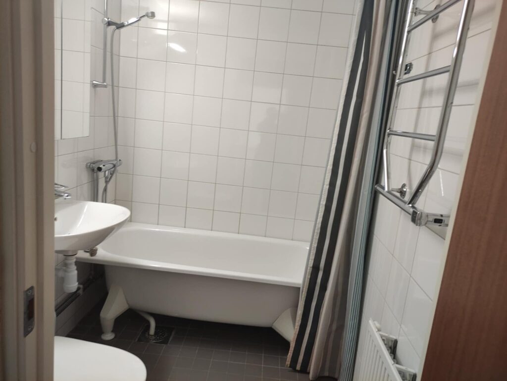 Lägenhetsbyte - Fläderstigen 11