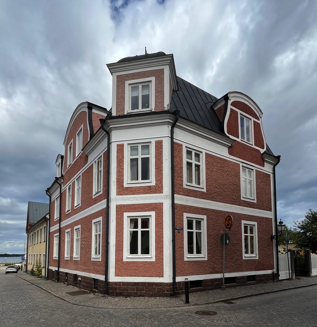 Lägenhetsbyte - Bakgatan 1