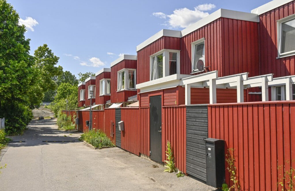 Lägenhetsbyte - Björnmossegången 31