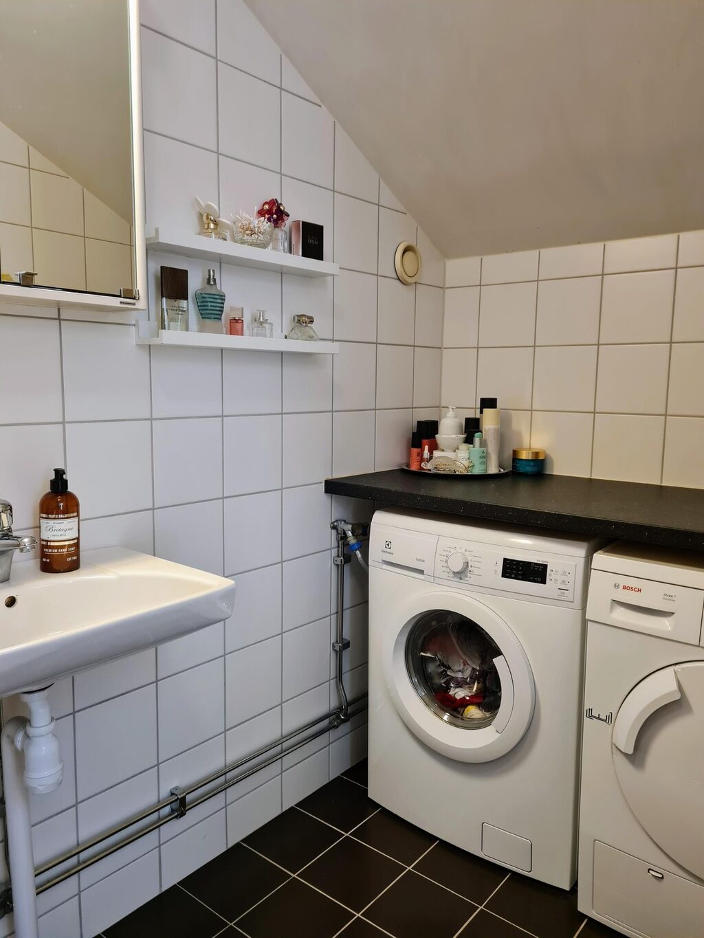 Lägenhetsbyte - Kristallvägen 8