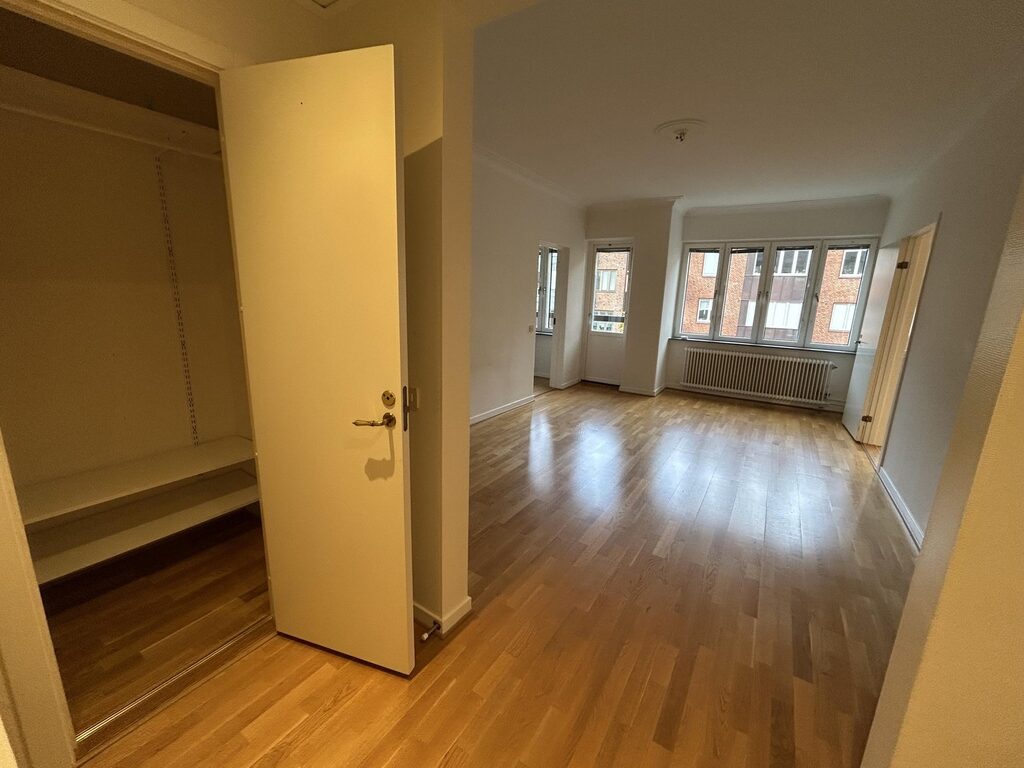 Lägenhetsbyte - Viktor Rydbergsgatan 37