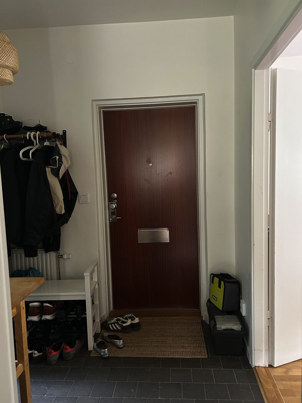 Lägenhetsbyte - Grundläggarvägen 11