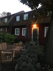 Östra Varvsgatan 8