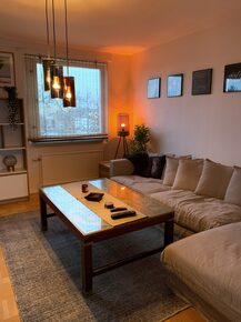 Hållsätrabacken 37