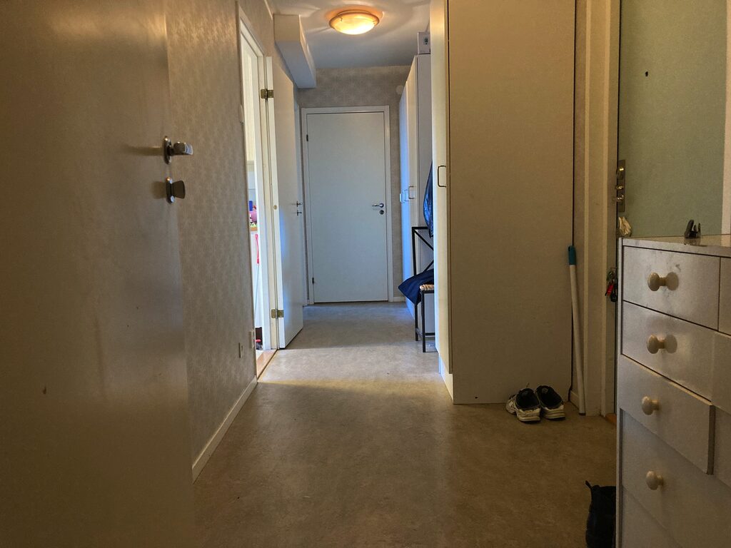 Lägenhetsbyte - Källarliden 20