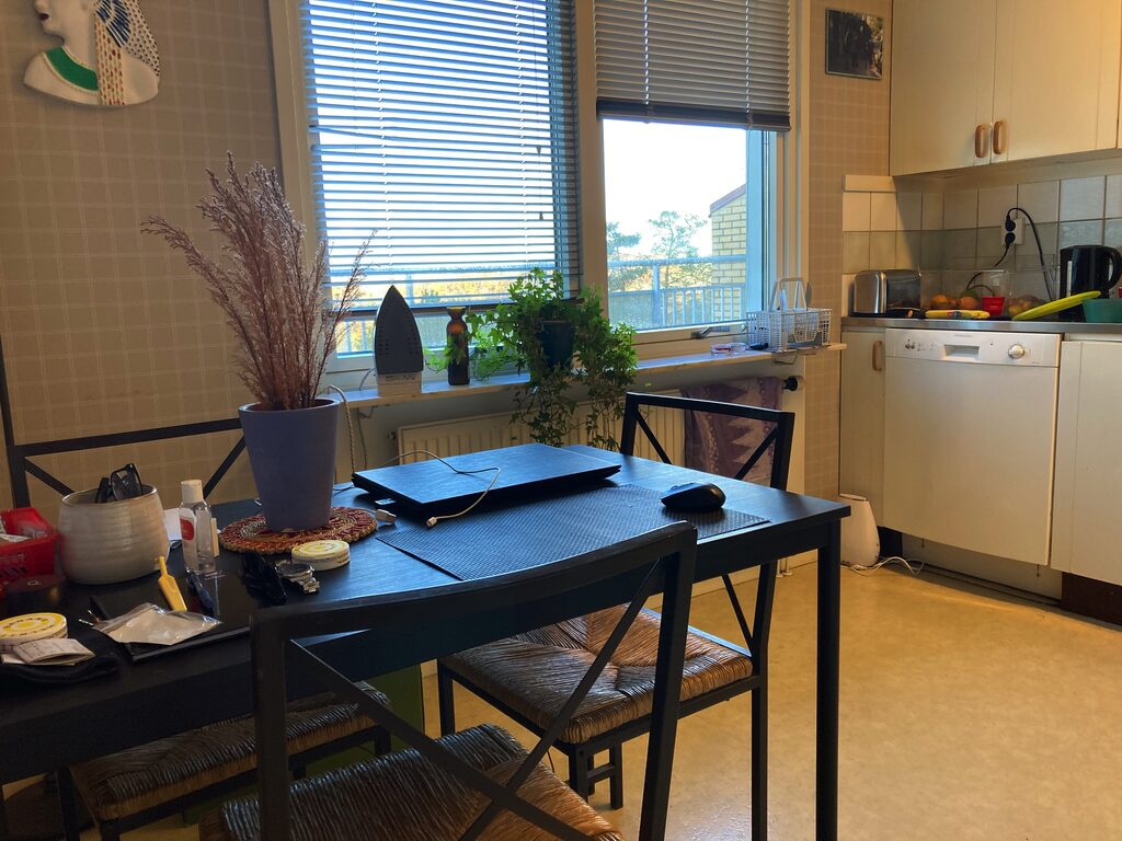 Lägenhetsbyte - Källarliden 20