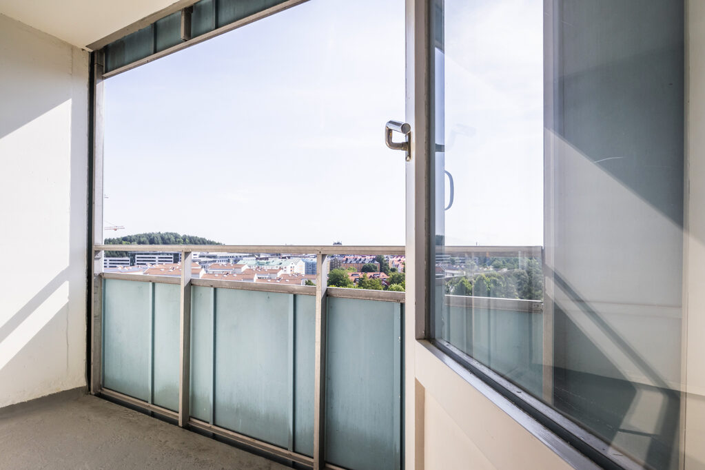 Lägenhetsbyte - Hagalundsgatan 35, Solna, Sweden